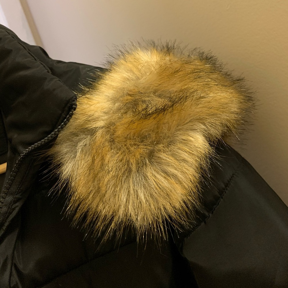Black winter jacket - Picture 3 of 3